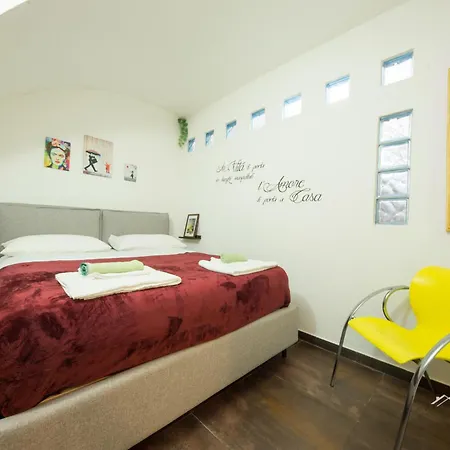 Ferry 1m Family, Free Wifi & Netflix Ac, By Tilo Апартаменты *