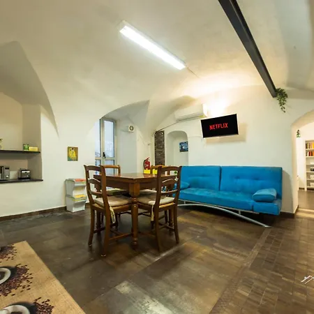 Ferry 1m Family, Free Wifi & Netflix Ac, By Tilo * Genova