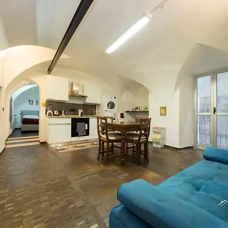 Ferry 1m Family, Free Wifi & Netflix Ac, By Tilo * Генуя